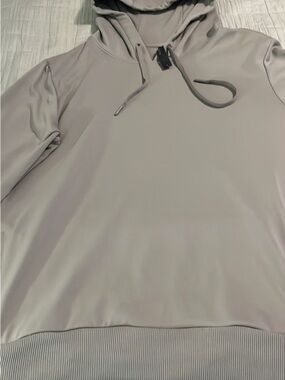 Mondetta Women's Taupe Gray Pullover Hoodie